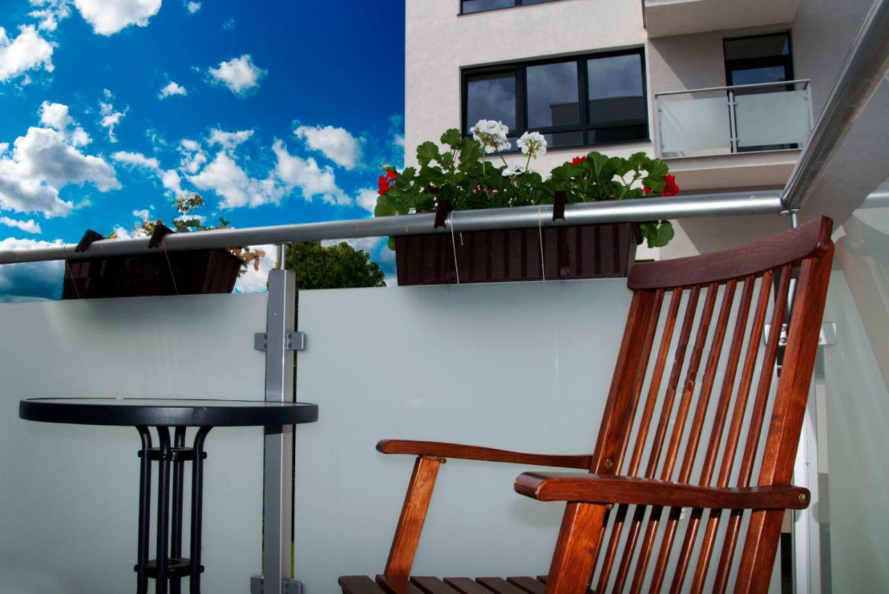 Home Away Main Square Apartment Poprad Buitenkant foto